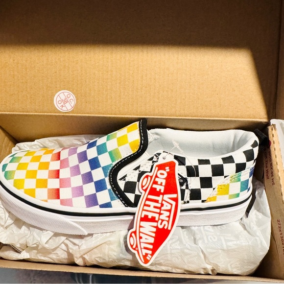 Vans Asher Rainbow Check Slip-On
Sneaker - Kids' NEW - Picture 3 of 3